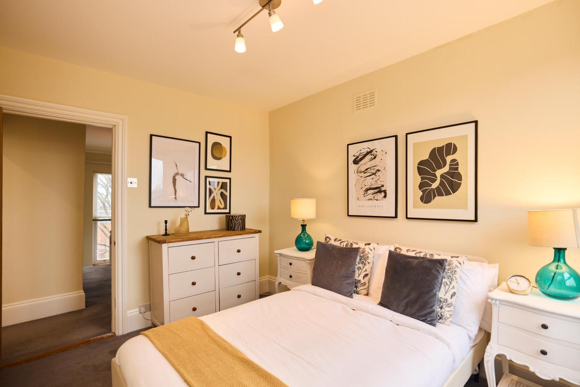 The Peckham Hideaway - Bright 3Bdr Flat Daire Londra Dış mekan fotoğraf